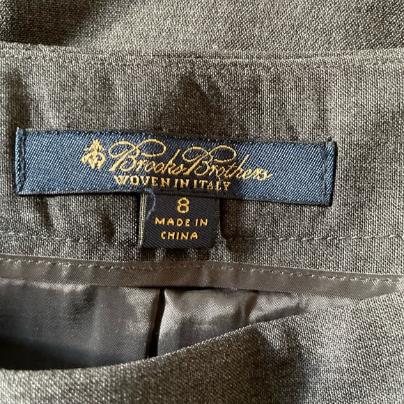 ~ Brooks Brothers Grey Wool Skirt ~ 8 ~ - Picture 3 of 6